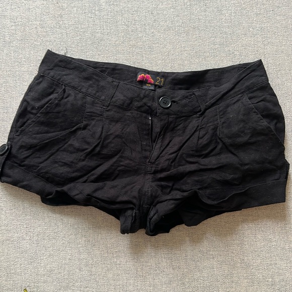 Forever 21 medium black short - Picture 1 of 4